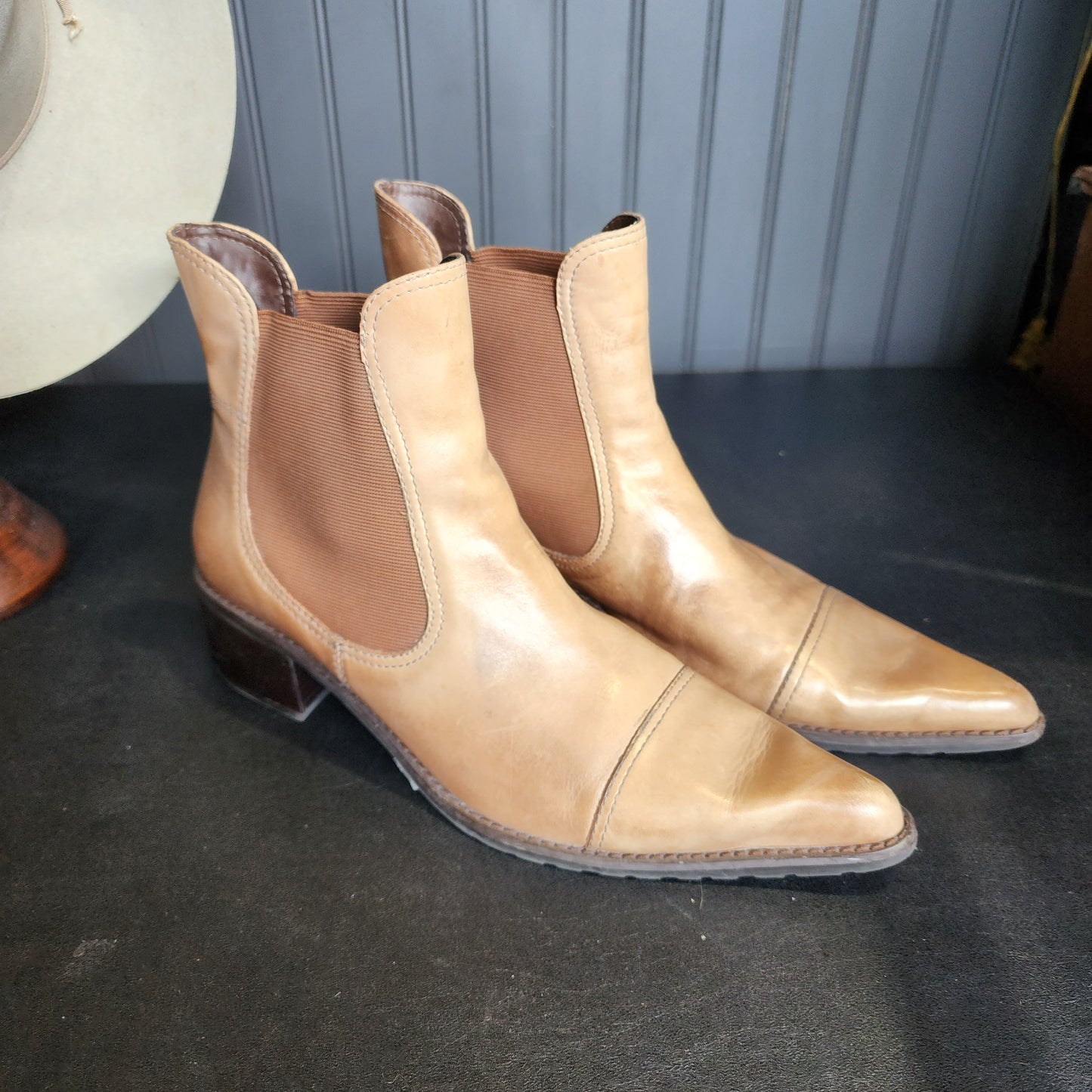 Vintage Tan Eddie Bauer Ankle Boots Wrstern Style- M 10 / W 11.5