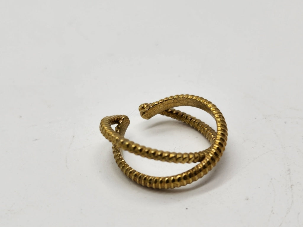 Criss Cross Ring Brass Ring