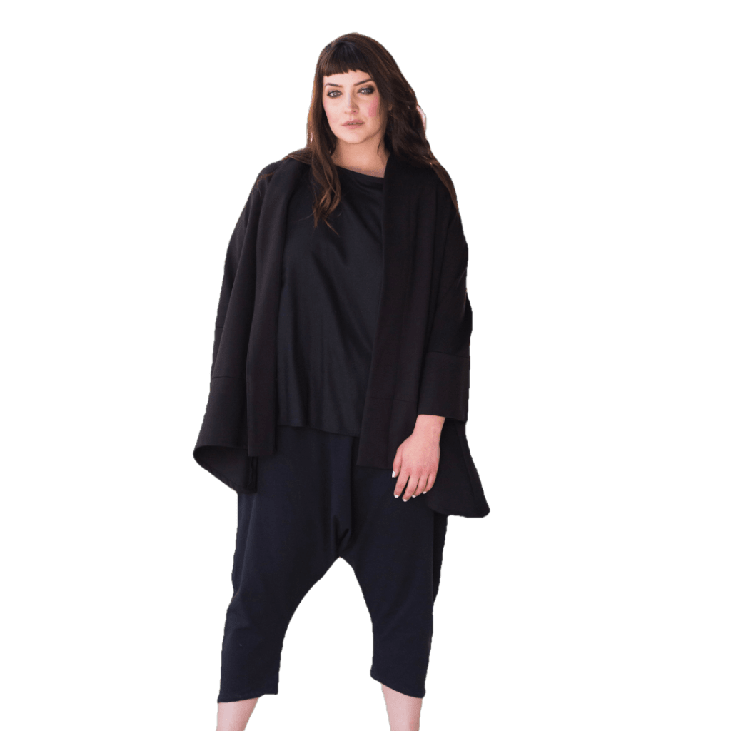 Harem pant with a natural waist and side seam pockets.