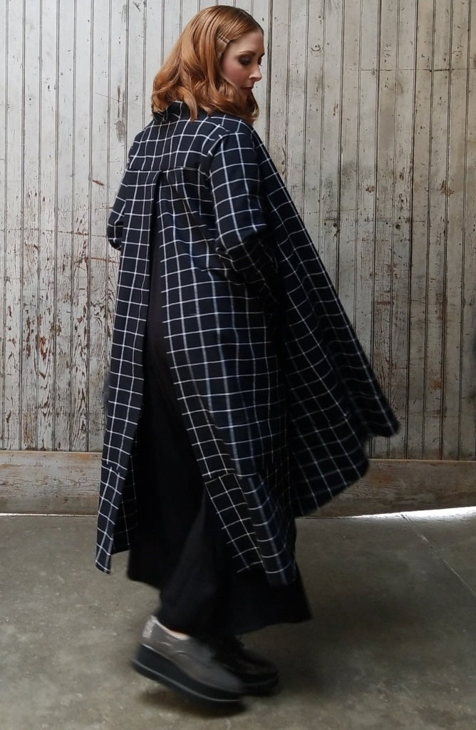 Mo Split Back Jacket Apparel