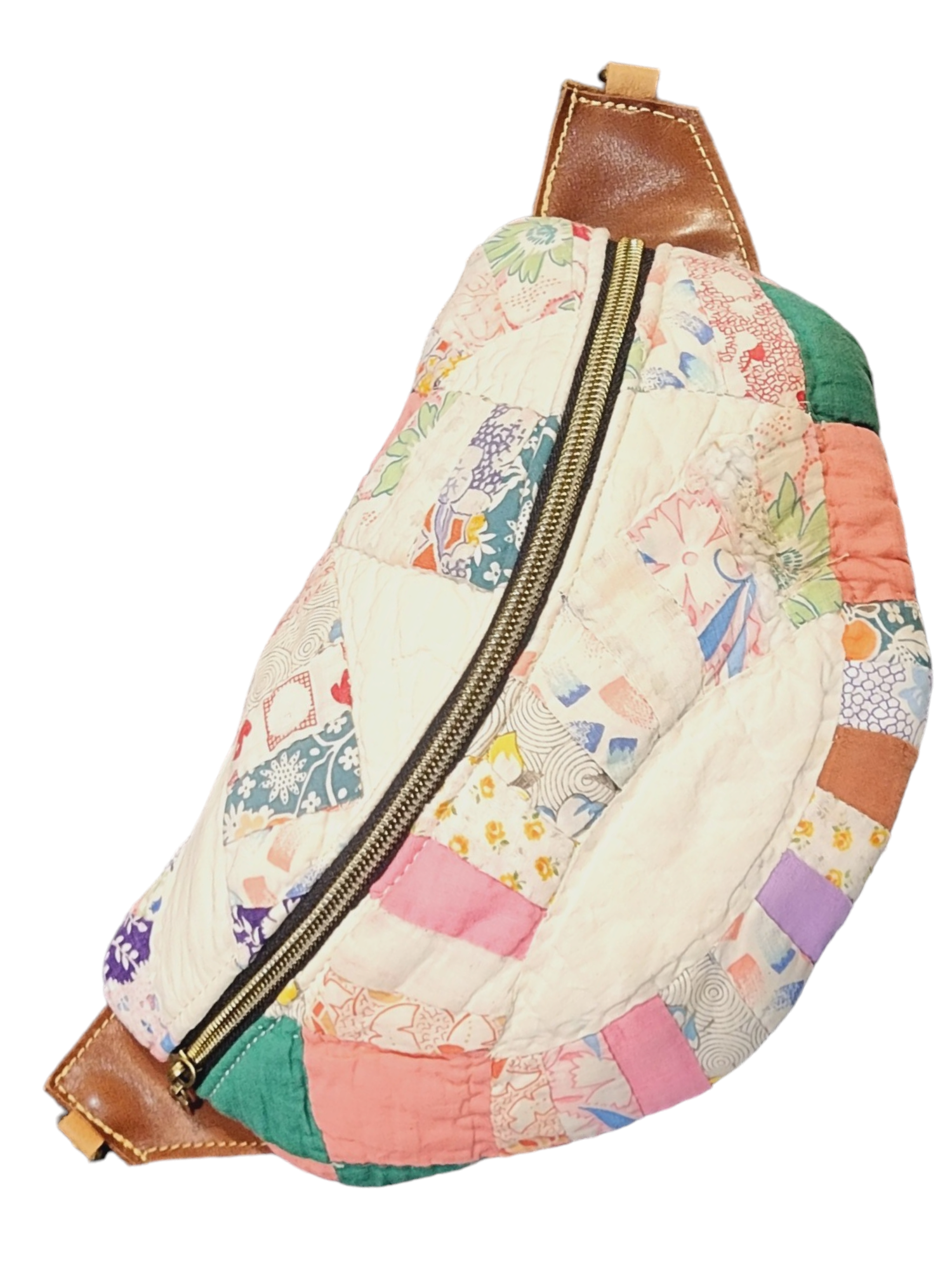 The Everyday Sling Crossbody Fannie - Vintage Quilt