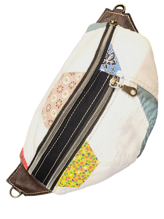 The Everyday Sling Crossbody Fannie - Vintage Quilt Big Hex