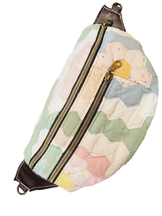 The Everyday Sling Crossbody Fannie -Vintage Quilt Hex Floral