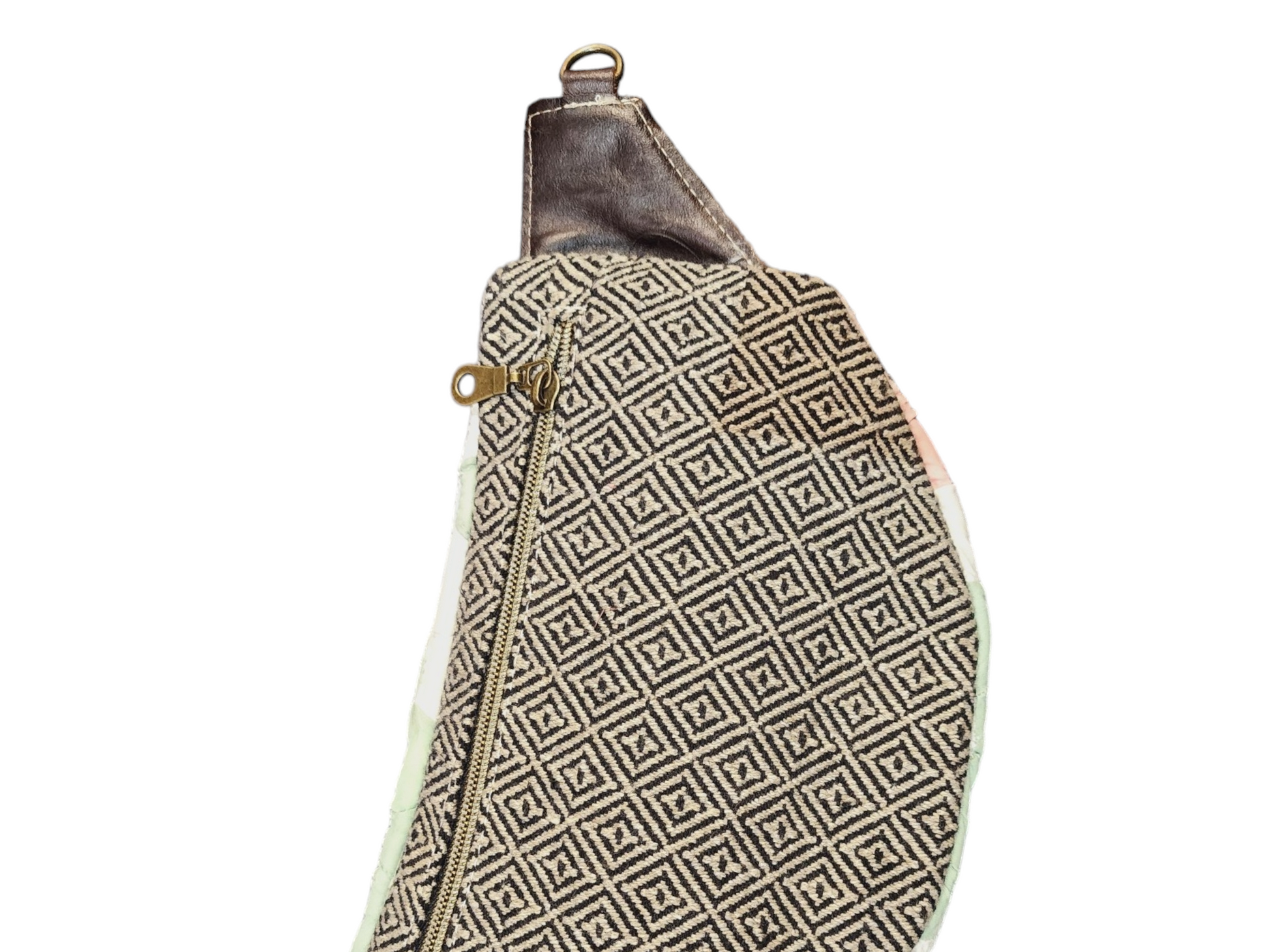 The Everyday Sling Crossbody Fannie - Vintage Quilt Big Hex