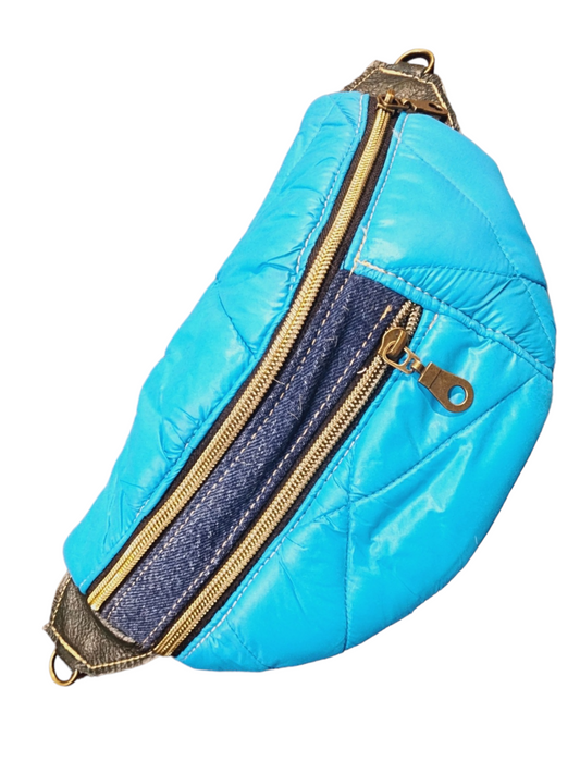 The Everyday Sling Crossbody Fannie - Puffer Blue