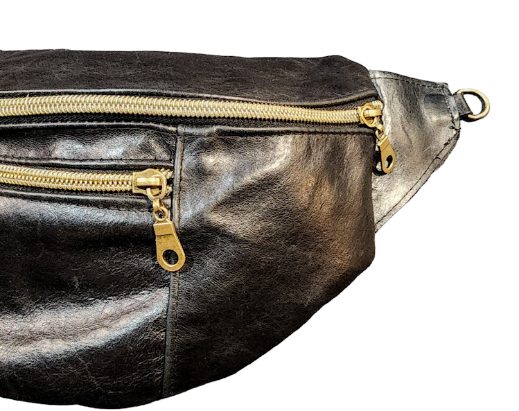 The Everyday Sling Crossbody Fannie - Distressed Leather Black 016