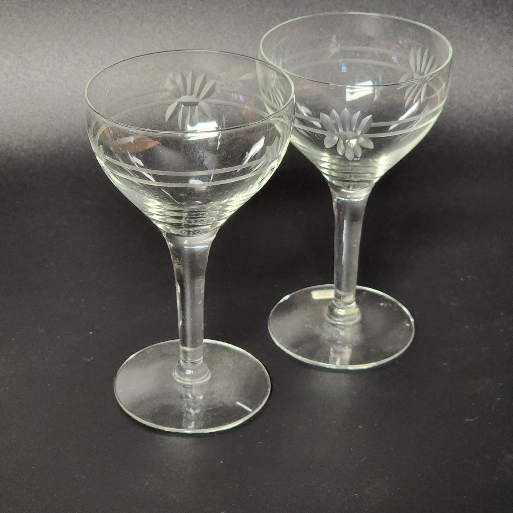 Copy Of 2 Pc Vintage Midcentury Modern Contemporary Black And Clear Glass Glassware