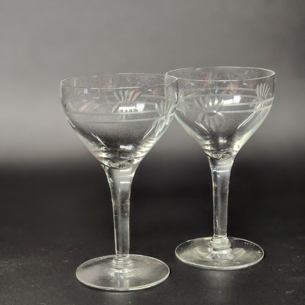 Copy Of 2 Pc Vintage Midcentury Modern Contemporary Black And Clear Glass Glassware