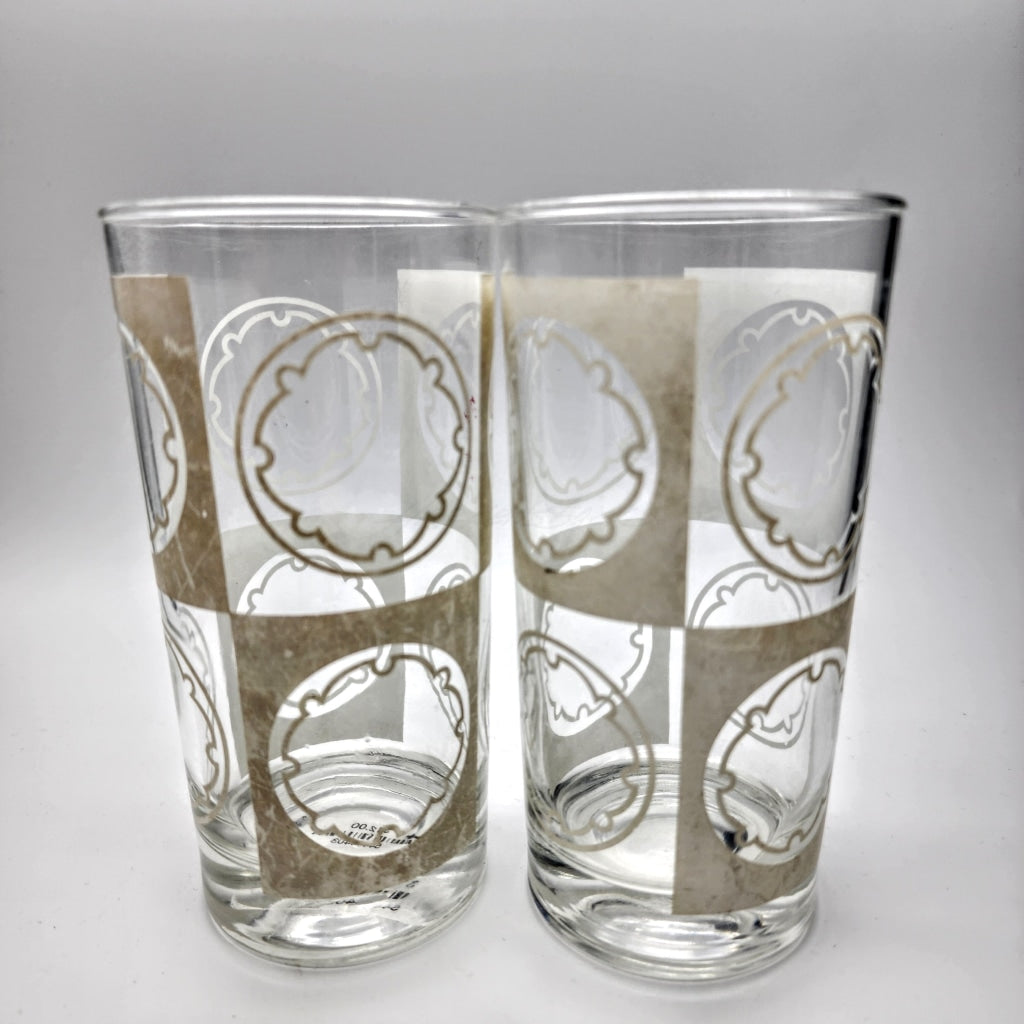 2Pc - Vintage Sand Dollar Clear And White Glasses Glassware