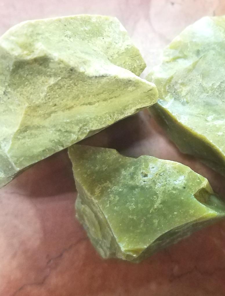 Raw Green opal
