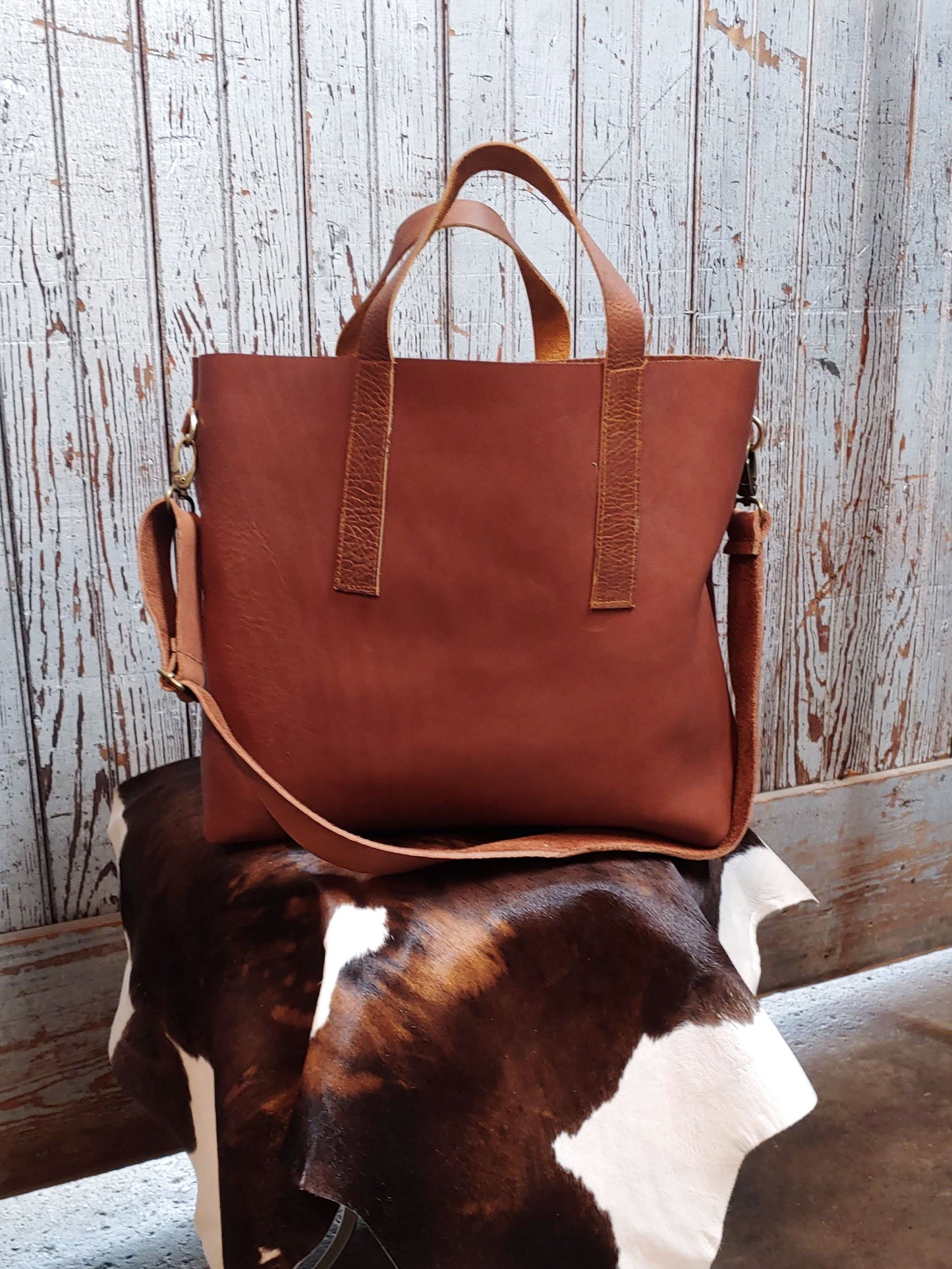 The Chicago Tote - Saddle Leather