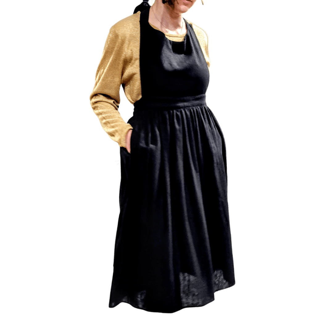 Apron - Square Neck W/ Tie Pinafore Style Apparel