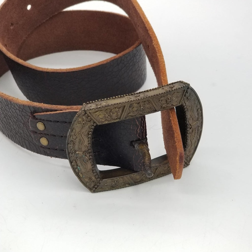 Brown Leather Belt With Western Buckle Vintage