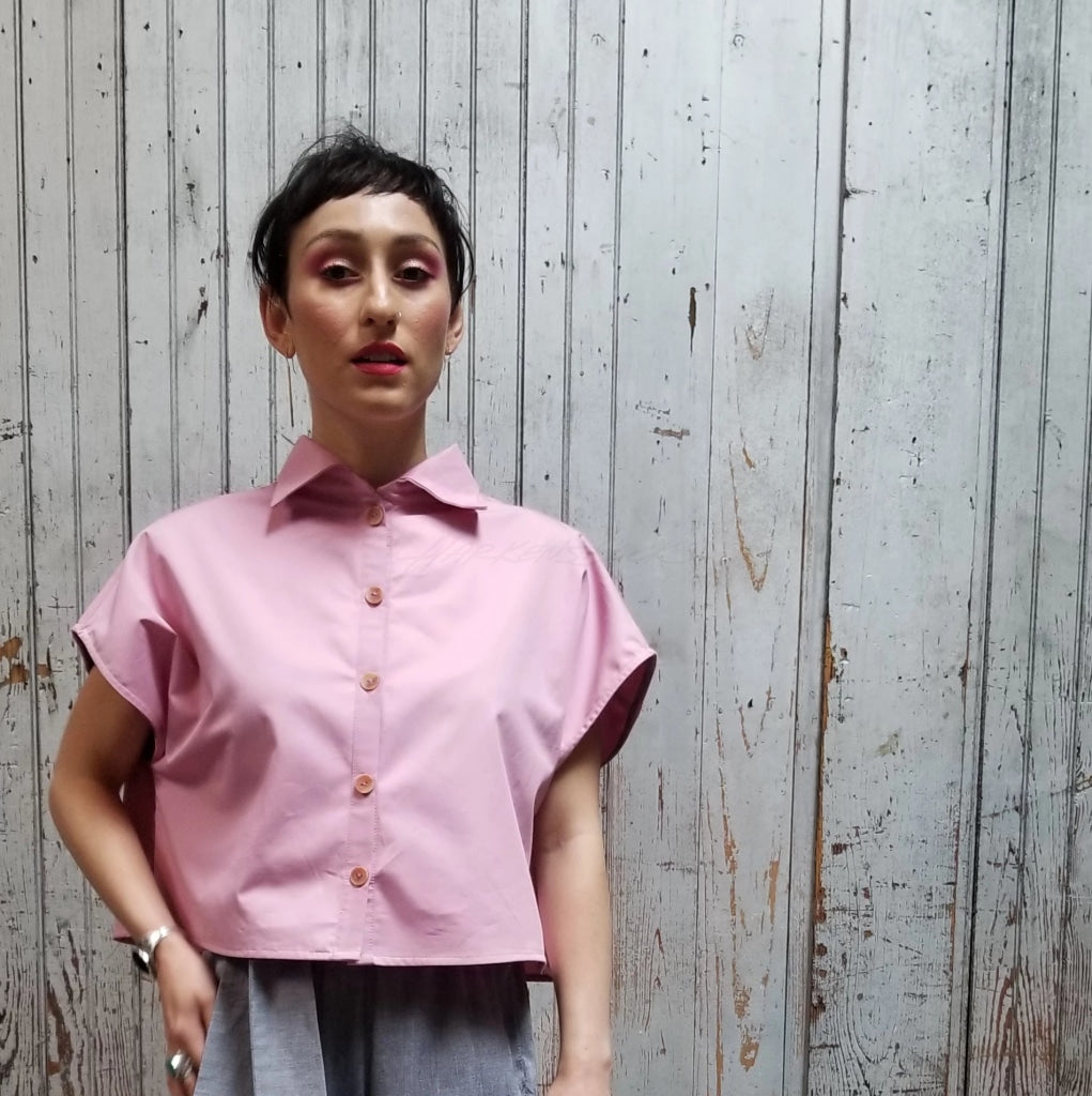 Button up structured top.