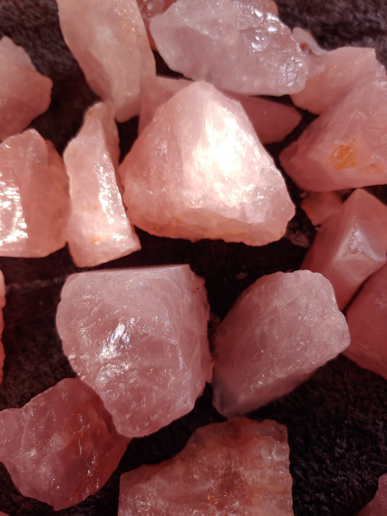 Raw Rose Quartz Crystal Naturals