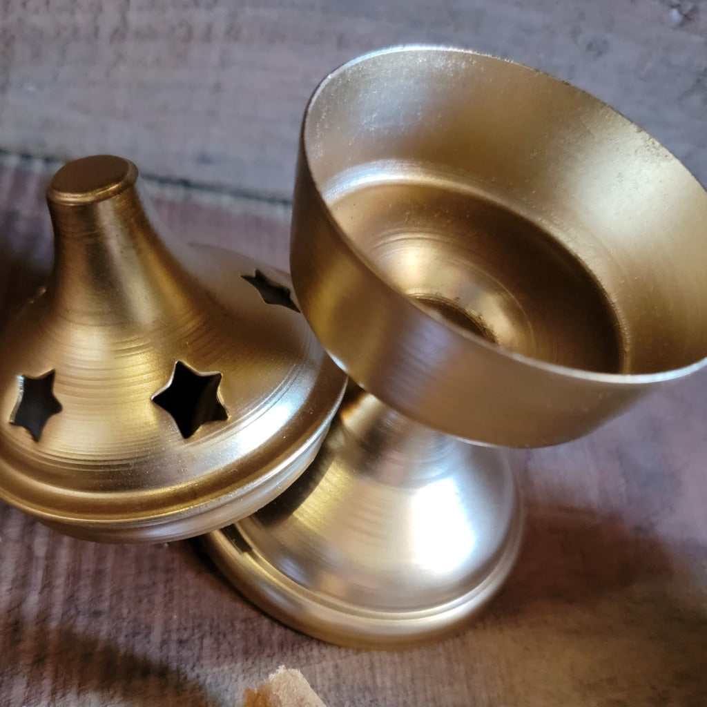 Small Resin Or Cone Brass Incense Burner With Lid Naturals