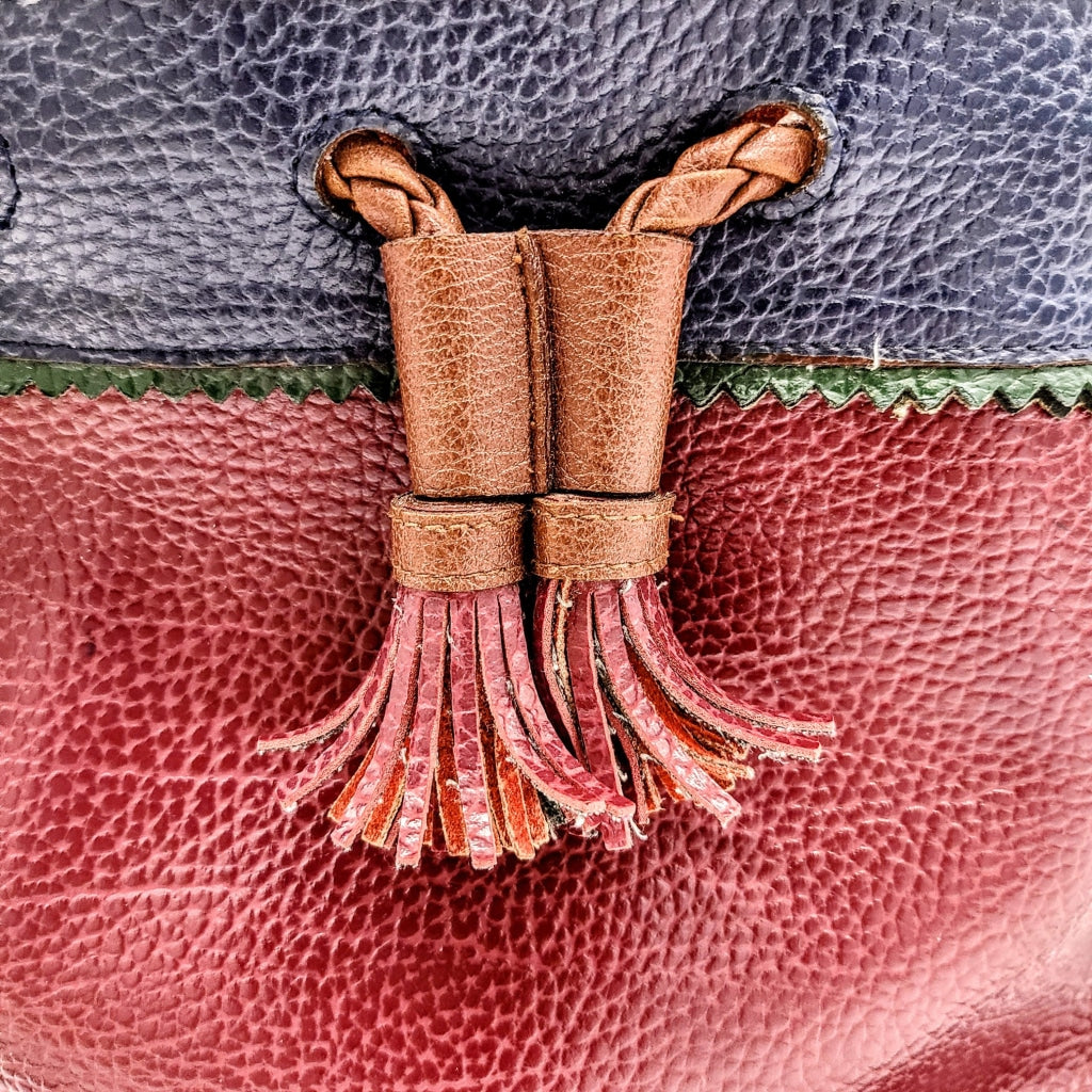 Vintage Handbags - Leather Drawstring Bucket Bag