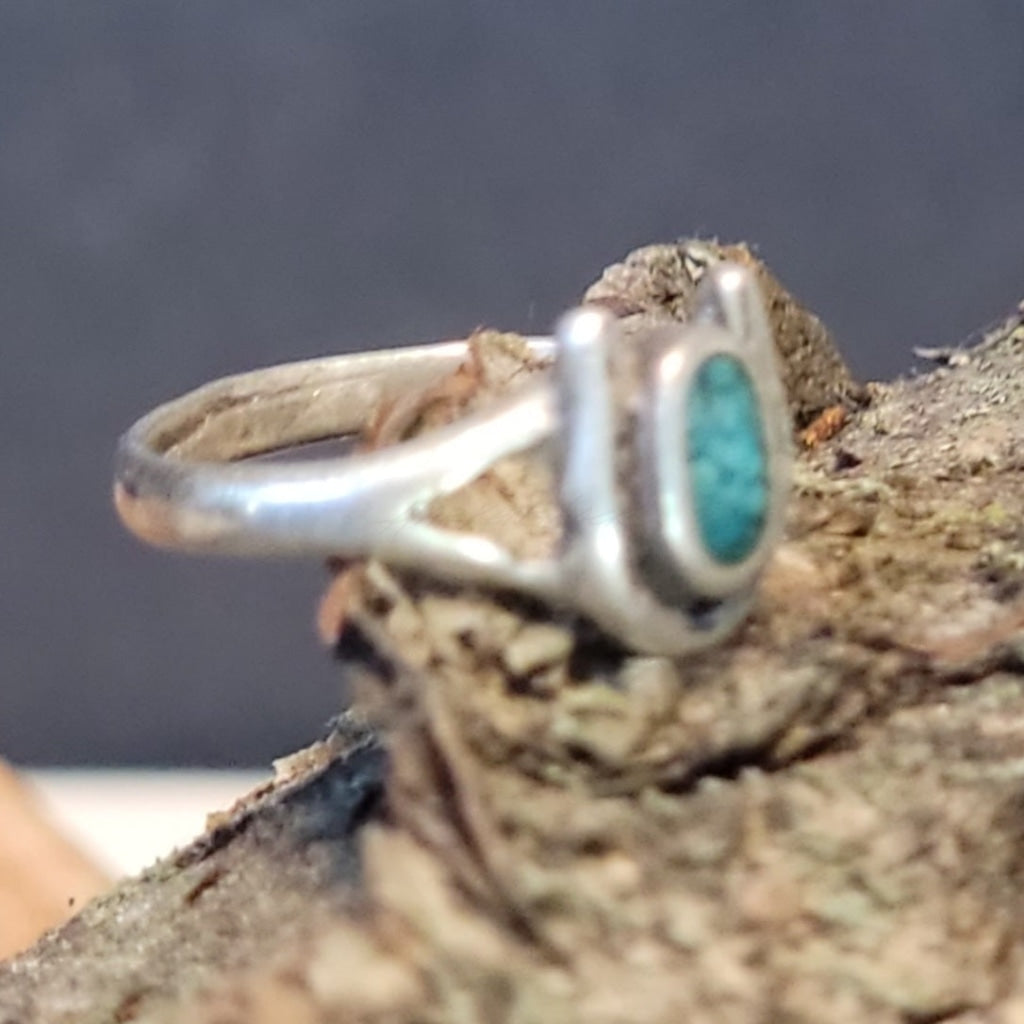 Vintage Horseshoe With Turquoise Center Ring Jewelry