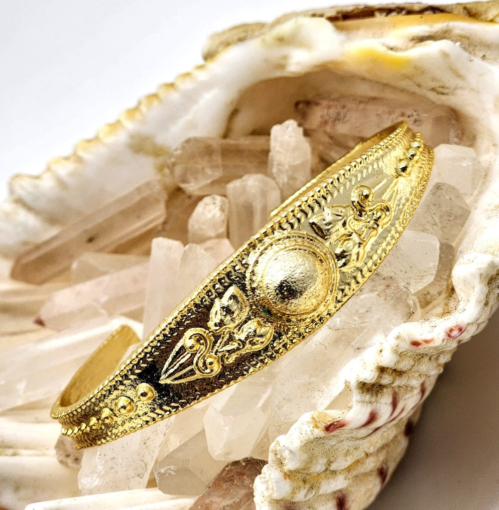 Vintage Style Gold Plated Brass Cuff Bracelet Jewelry