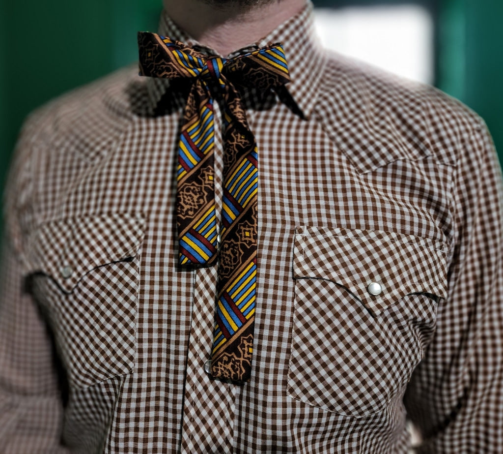 Western Style Skinny Neck Tie - Western Bowtie - Created from Vintage Silk  Ties